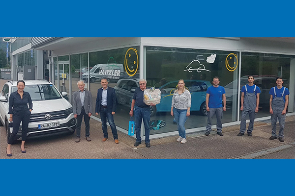 Das Bild zeigt die Verabschiedung von MItarbeiter Reinhard Merkel